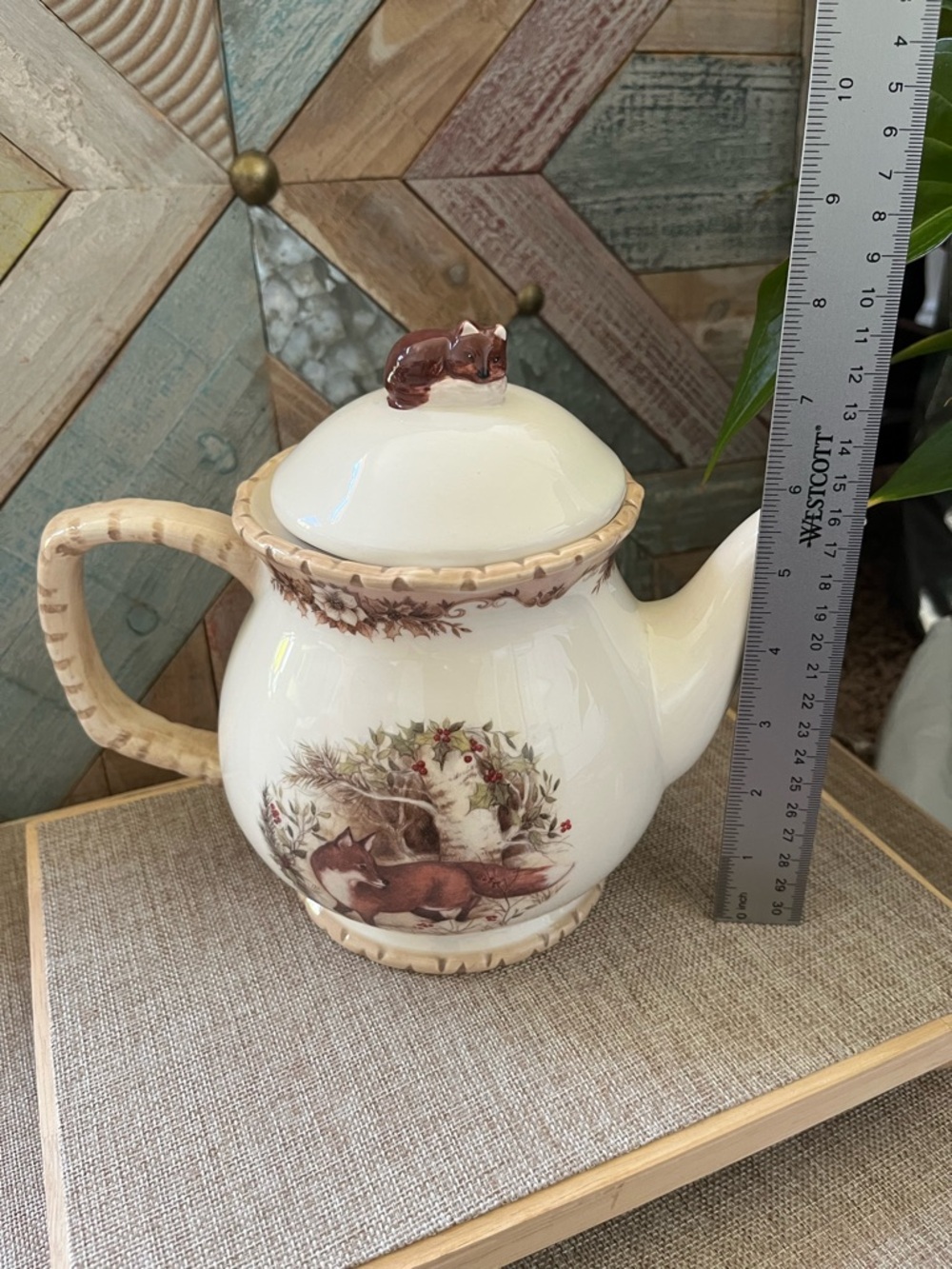 Cracker Barrel Ceramic Fox Teapot in Cream and Brown - Picture 2 of 9